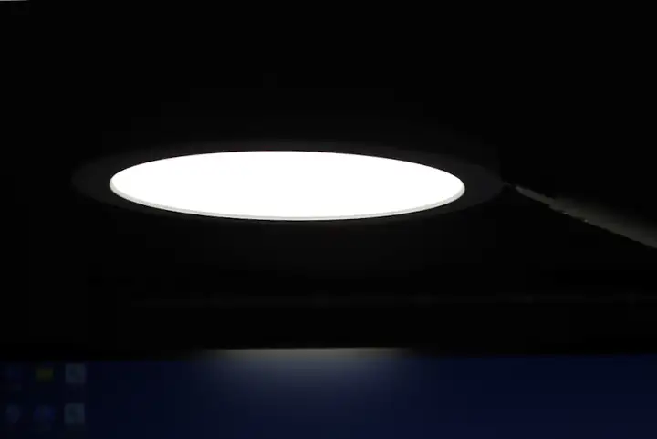 熬夜看书党的救星！这盏台灯让我彻底告别眼疲劳