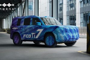 方程豹钛7预告图曝光：尺寸越级+双智驾方案，剑指新能源硬派SUV新蓝海