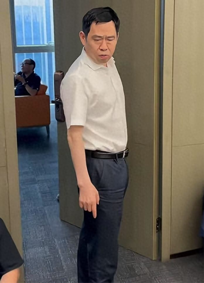 哪吒汽车，输的一塌糊涂