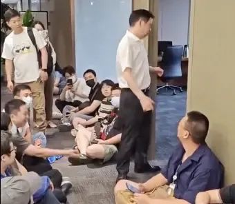员工讨薪、破产重整，这家新能源车企陷入困局