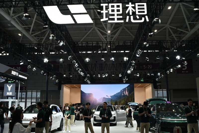 理想新款L9多处减配遭质疑，消费者信任何去何从？
