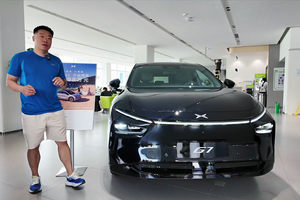 探店实拍小鹏G7，看看预售价23.58万的纯电大SUV到底有多给力！