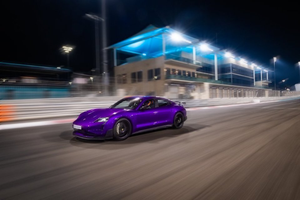 保时捷Taycan Turbo GT同时问鼎亚特兰大与亚斯码头赛道圈速纪录