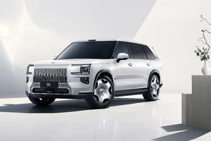 极氪9X推“极昼白”新配色 技术发布会定档7月9日