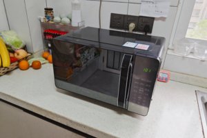 宫菱XMAS微波炉实测：0霉菌防虫+7防设计，欧盟安全认证，用着才真省心！