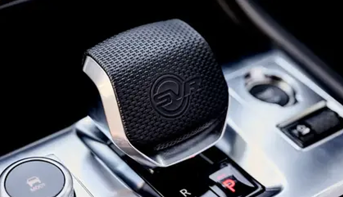 V8绝唱之作？捷豹发布F-PACE SVR 575最终版