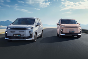 10万左右的家用MPV！大通G50混动不止能装，还跑得远、省得多！