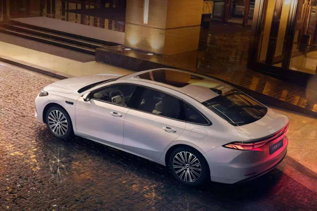 全新小鹏P7、理想i8领衔，这几款重磅新能源车下半年上市