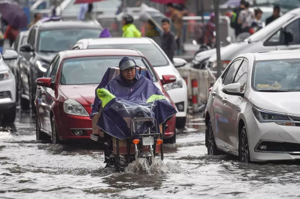 鄂豫皖苏黔川等地将迎暴雨，出行与停车要提前做好准备