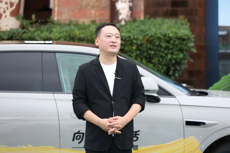 星纪元ET推25.28万元露营版 可拖挂房车探索户外生活新边界