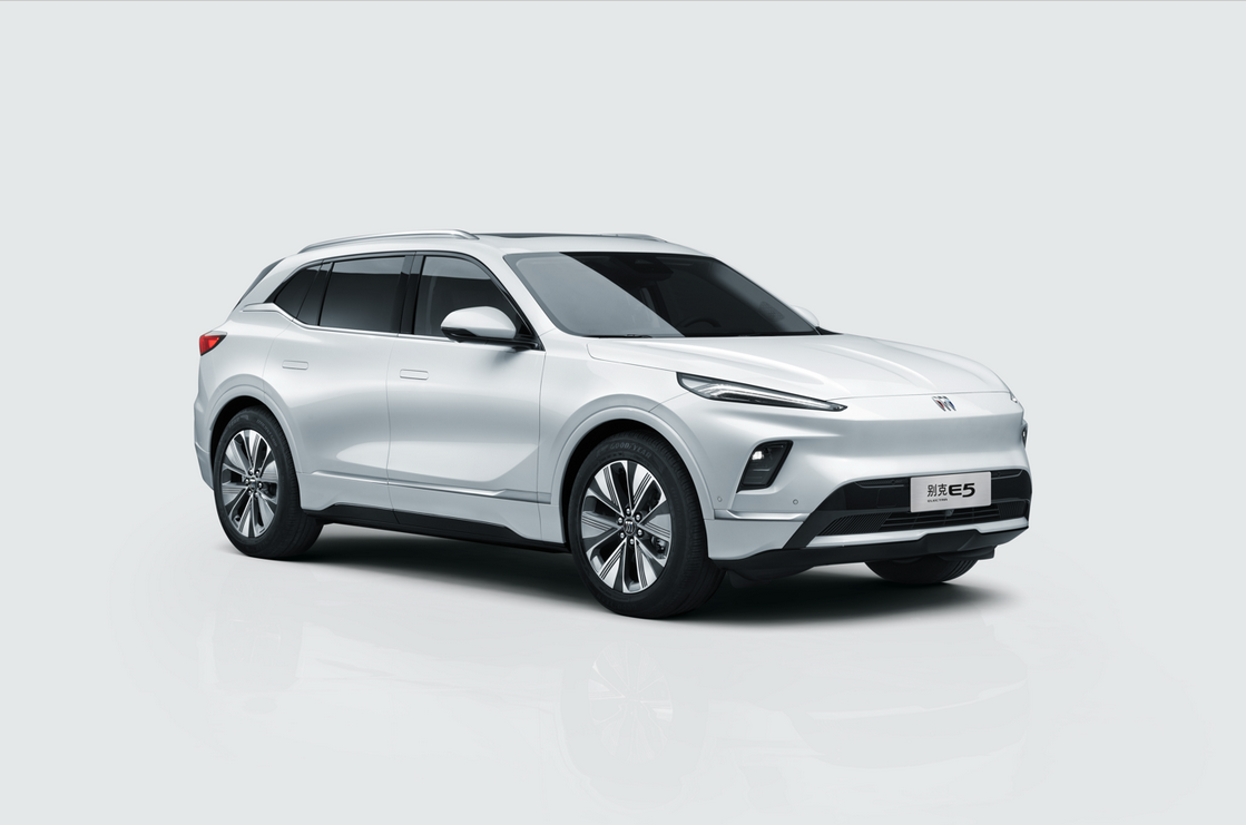 为什么老司机都选它？新别克纯电E5焕新14.99万起，比加油车更懂驾驶
