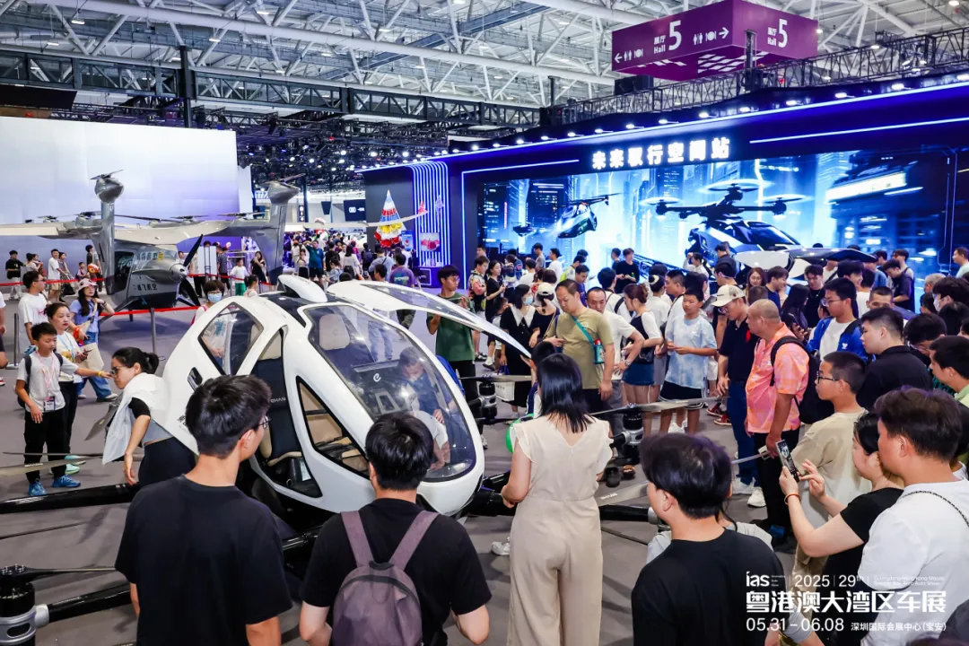 潮涌湾区，齐竞渡，共扬帆：2025粤港澳大湾区车展盛大启幕