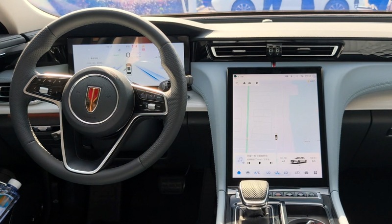 用料扎实，续航长且支撑性好，试驾红旗H5 PHEV