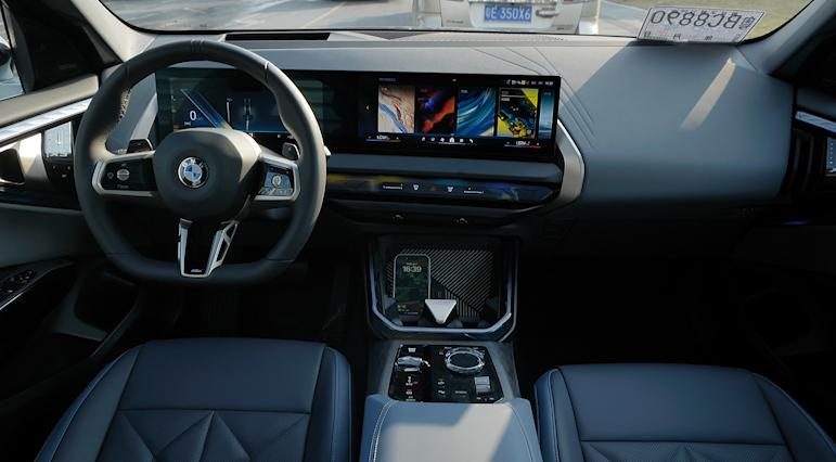 宝马展台必打卡：全新BMW X3重塑中型豪华 SAV 价值新典范
