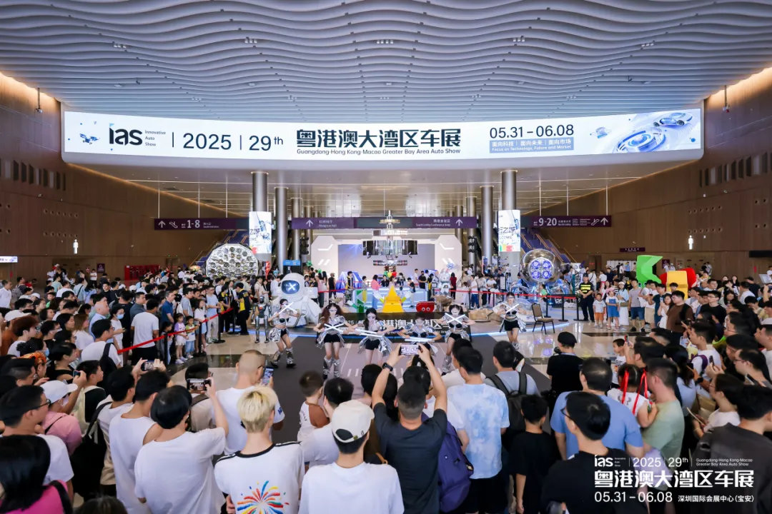 潮涌湾区，齐竞渡，共扬帆：2025粤港澳大湾区车展盛大启幕
