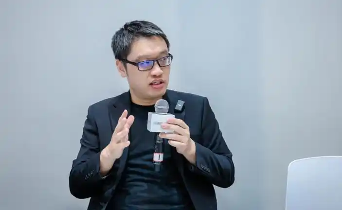 无人驾驶早已实现但牌桌上只有三个玩家，特斯拉真的上不了桌吗？
