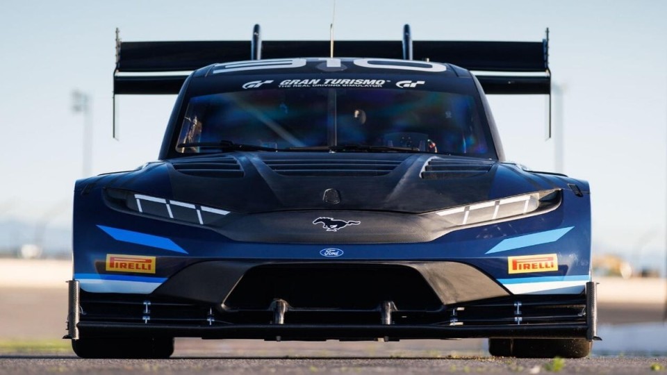顶峰相见 Super Mustang Mach-E 重返派克峰云端
