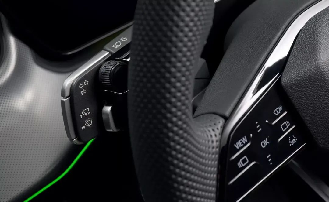 紧凑级SUV，奥迪新品能挑战宝马吗？