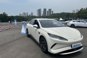 后驱魅力，品质座舱，海豹06EV成都试驾
