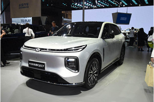 12万级豪华平权SUV，长安启源Q07智舱智驾全配齐