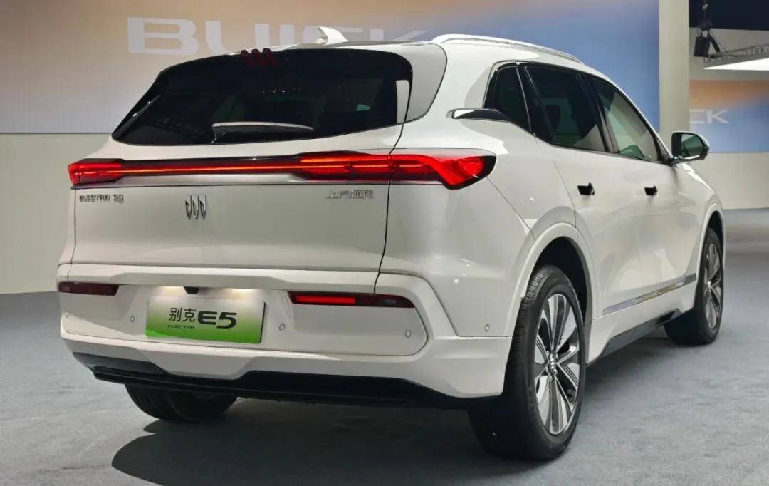 别克E5月销量不过千 怎么突破新势力的包围？