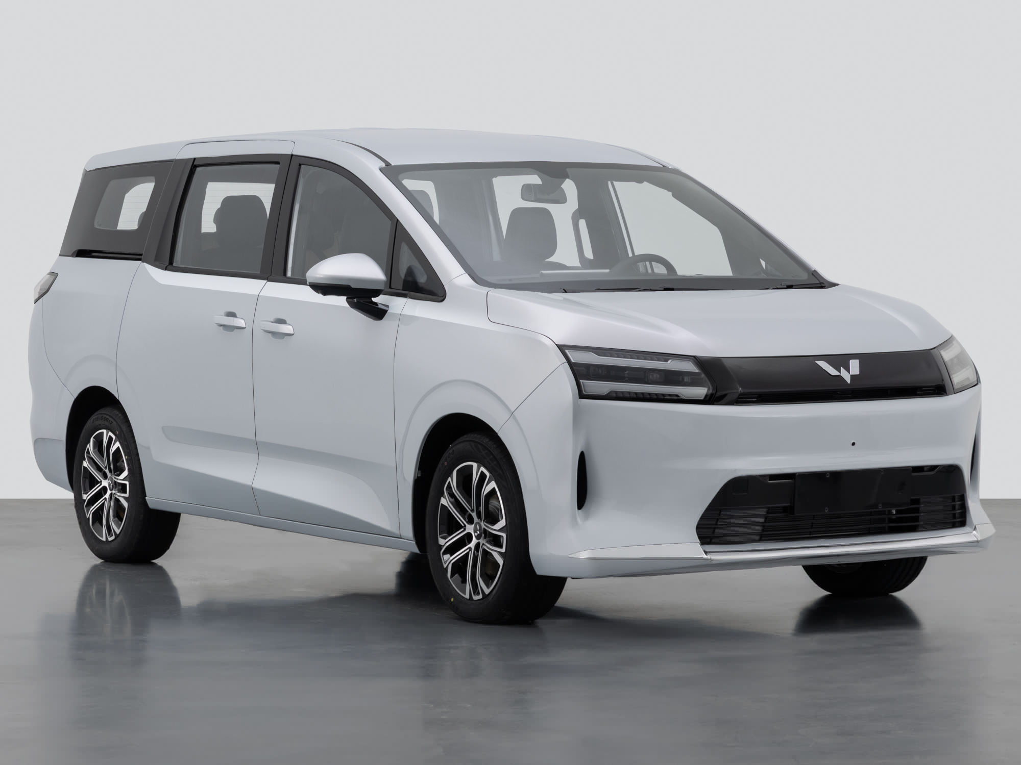 五菱星光730完成申报，插混版有望成为畅销车