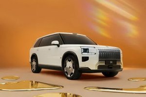 极氪9X内饰曝光：百万级豪车的“豪华感”到底有多强？