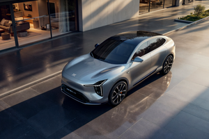 续航 360km + 零自燃+预估25 万！增程版智己 LS6 掀起 SUV 风暴