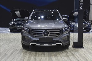 感受下奔驰的“诚意”，7座SUV只卖20.47万，配2.0T，月销3281台