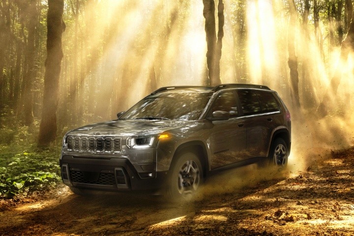 Jeep全新Cherokee首波预告，还挺好看的