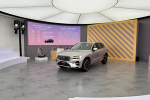 新款沃尔沃XC60插混版上市，尊享价35.49万起