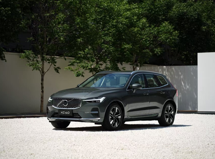 沃尔沃全新XC60焕新上市，限时参考尊享价25.49万元起