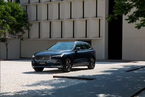 沃尔沃全新XC60上市，带着安全牌+价格屠刀杀进25万档！