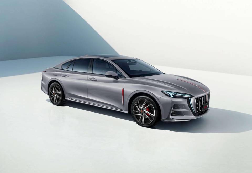 2025款红旗HS3 PHEV劲为PLUS版、2025款红旗H6联袂上市