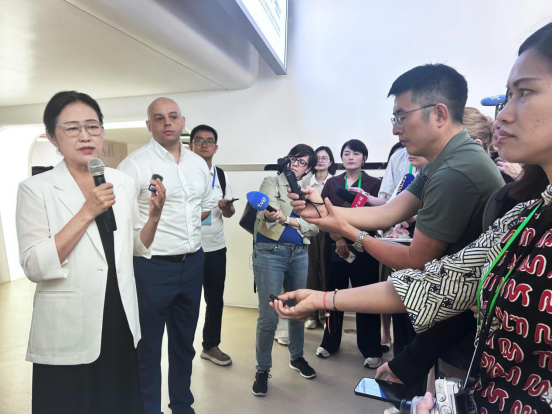 极光湾引领新能源出海，王瑞平详解多能路线图