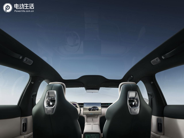小米YU7 携3款车型正式上市 售价25.35万元起