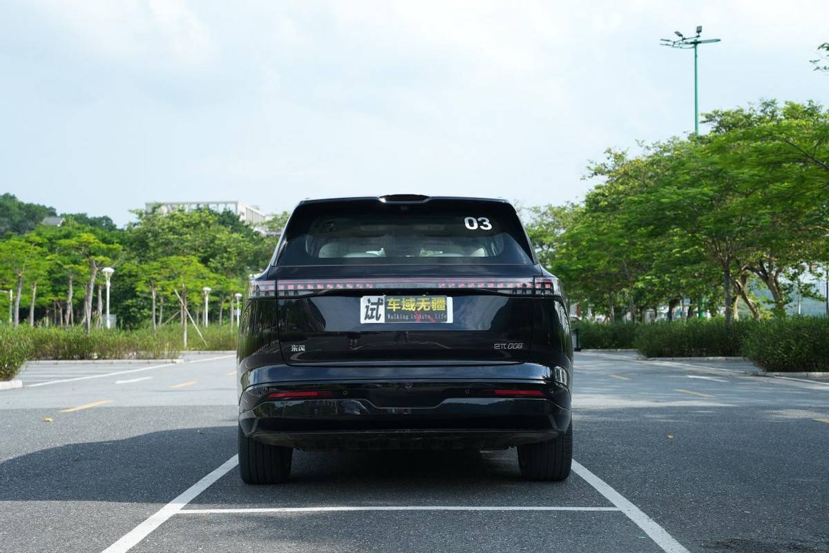 又一款“奶爸神车”，20万级的东风奕派eπ008，为啥能面面俱到？