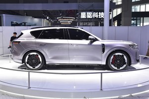 全新中大型SUV来袭，标配华为乾崑智驾+车载冰箱，预售22.99万起