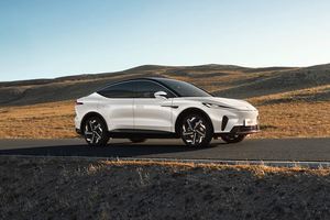 限时15.99万起的纯电中大型SUV，飞凡R7该怎么选？