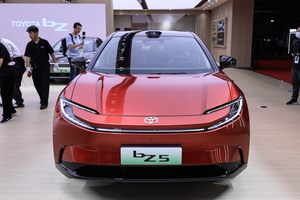走“个性”风格，丰田bZ5产品力究竟如何？