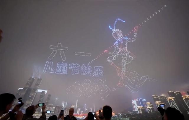车企花式庆六一，小米把工厂变成乐园，深蓝最浪漫！