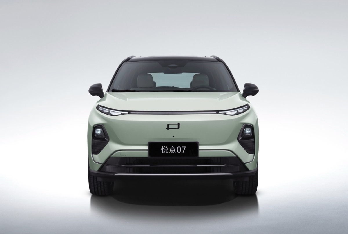 限时9.98万起售！奔腾悦意07这款中型混动SUV，该怎么选？