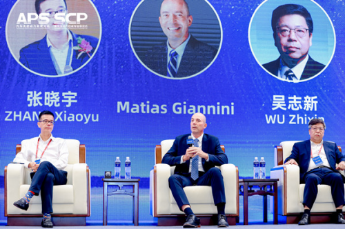 “两专两新”领航技术突围，产业协同开启良性竞争新阶段第2张