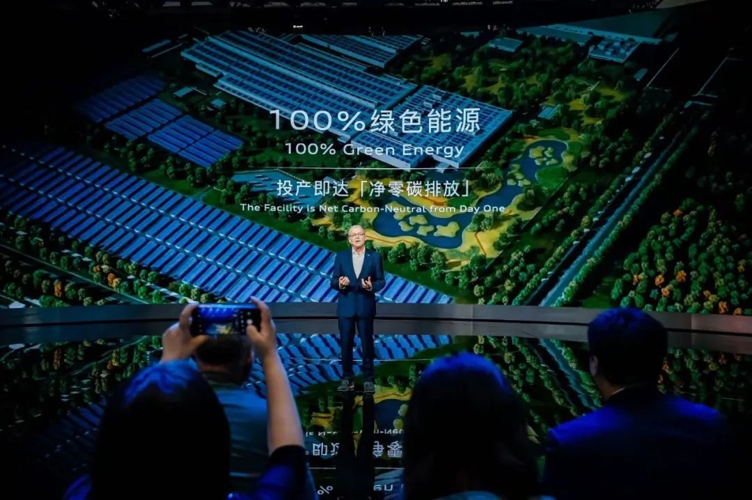 刘德华站台，Q6L e-tron开启预售，一汽奥迪再证中国市场决心