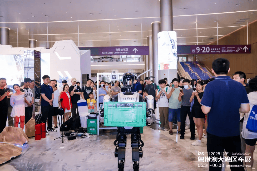 潮涌湾区，齐竞渡，共扬帆：2025粤港澳大湾区车展盛大启幕