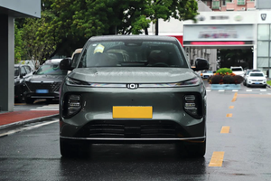 15万预算想买插混SUV，长安启源Q07竞对宋L DM，哪个更好？