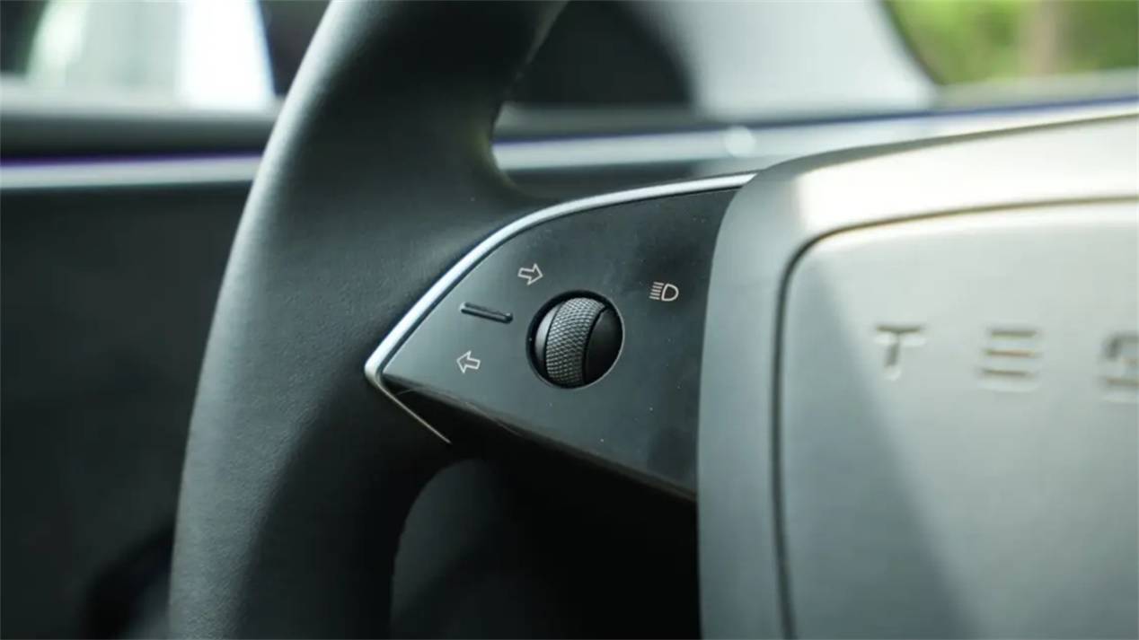 独立试驾2025款特斯拉Model 3：如今的它还算标杆吗？