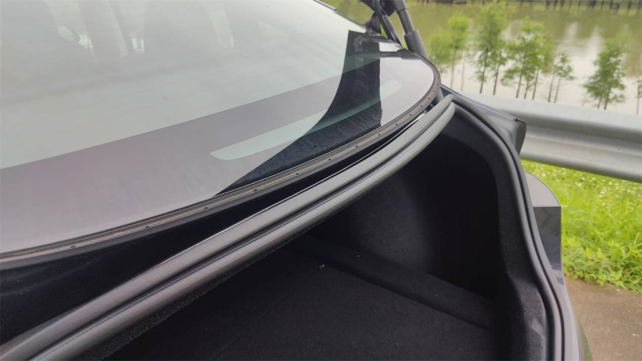 独立试驾2025款特斯拉Model 3：如今的它还算标杆吗？