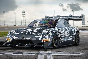 贴地飞行，夸张！福特Mustang Mach-E派克峰原型车