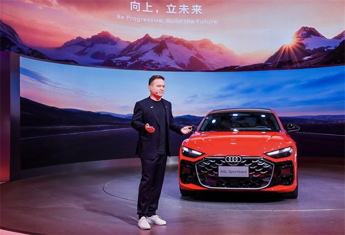 上汽奥迪双品牌驱动双星亮相2025粤港澳大湾区车展